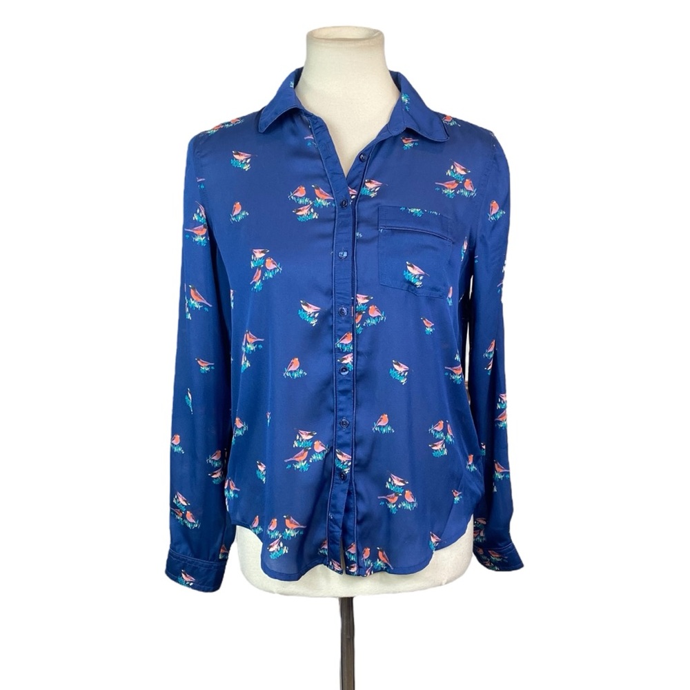 Woman’s Liz Claiborne bird print button down shirt size PS